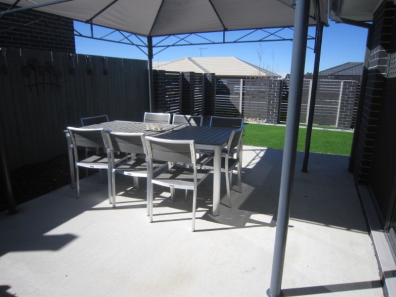 27 Scholtens Street, Casey ACT 2913
