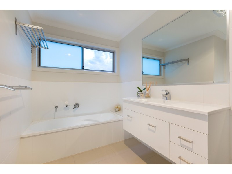 55 Narden Street, Crace ACT 2911