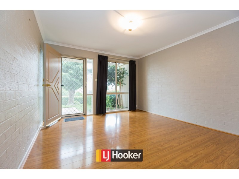 6 Noble Close, Ngunnawal ACT 2913