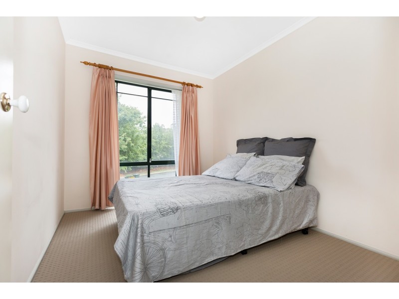 11 Guginya Crescent, Ngunnawal ACT 2913