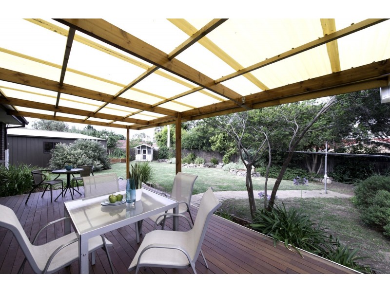 16 Hamlet Place, Florey ACT 2615