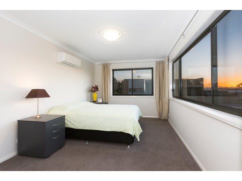 5 Proud Street, Forde ACT 2914