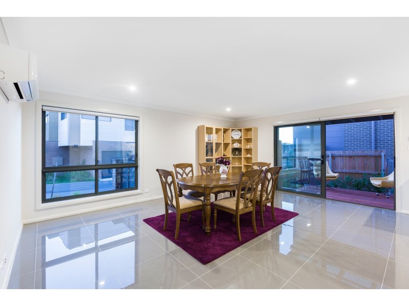 5 Proud Street, Forde ACT 2914