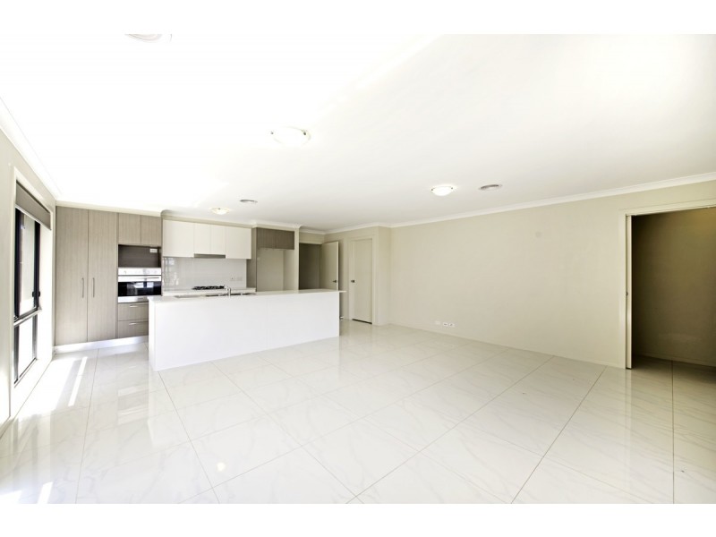 32 Murrjinelle Circuit, Bonner ACT 2914