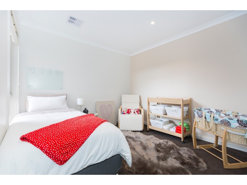 47 Pearl Gibbs Circuit, Bonner ACT 2914