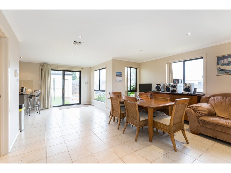 52 Mary Gillespie Avenue, Gungahlin ACT 2912