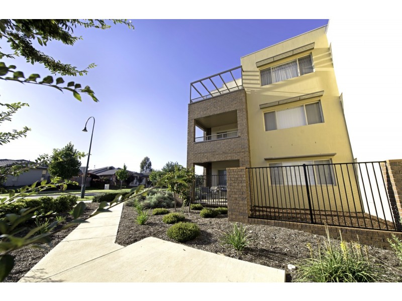 55/64 Kings Canyon Street, Harrison ACT 2914