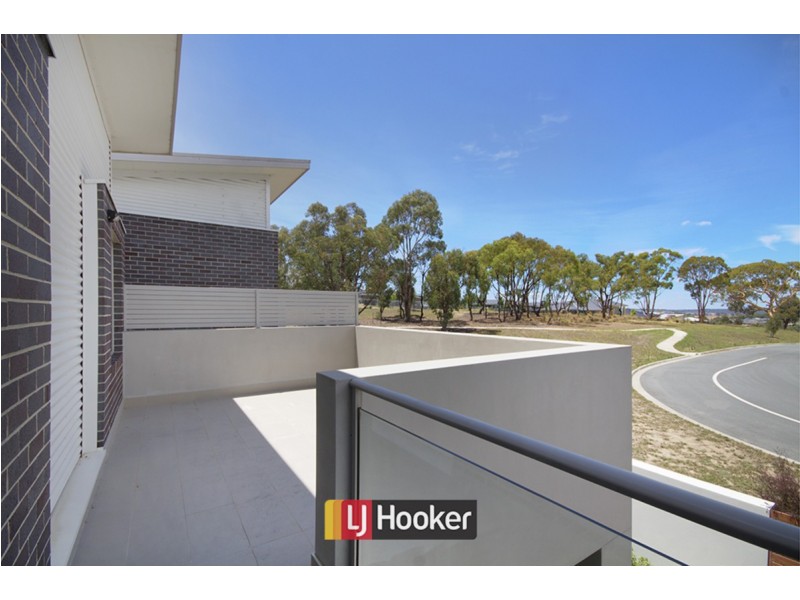 2/50 Victoria Owen Circuit, Casey ACT 2913