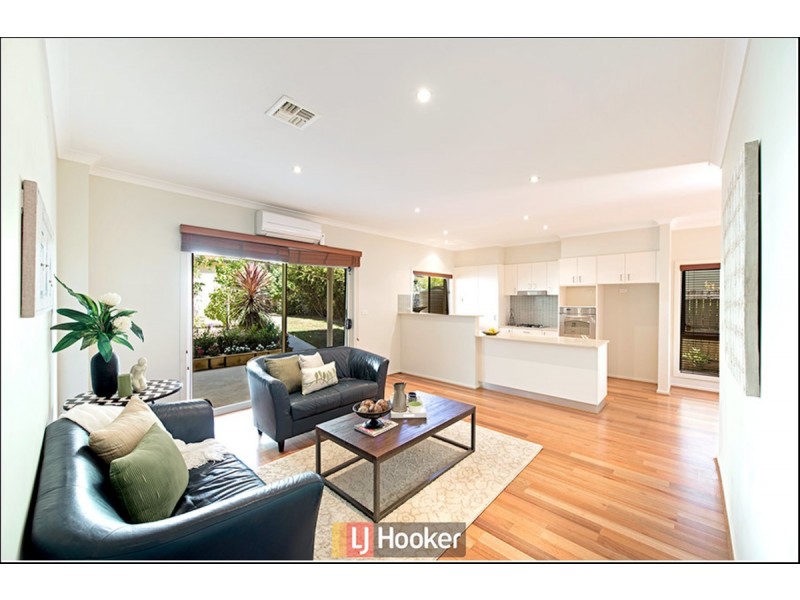 14 Megalong Crescent, Harrison ACT 2914