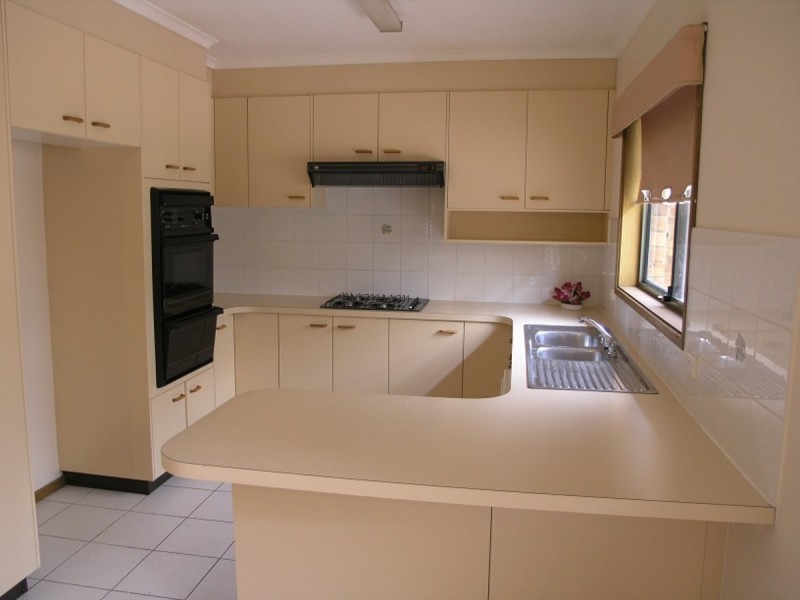 1 Elm Way, Jerrabomberra NSW 2619