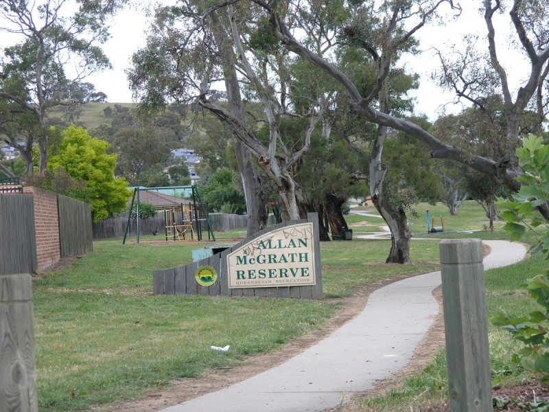 1 Elm Way, Jerrabomberra NSW 2619