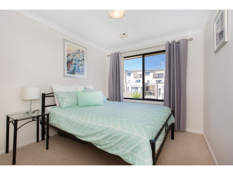 78 Mary Gillespie, Gungahlin ACT 2912