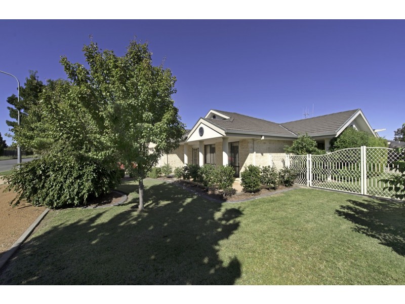 51 Shoalhaven Avenue, Amaroo ACT 2914