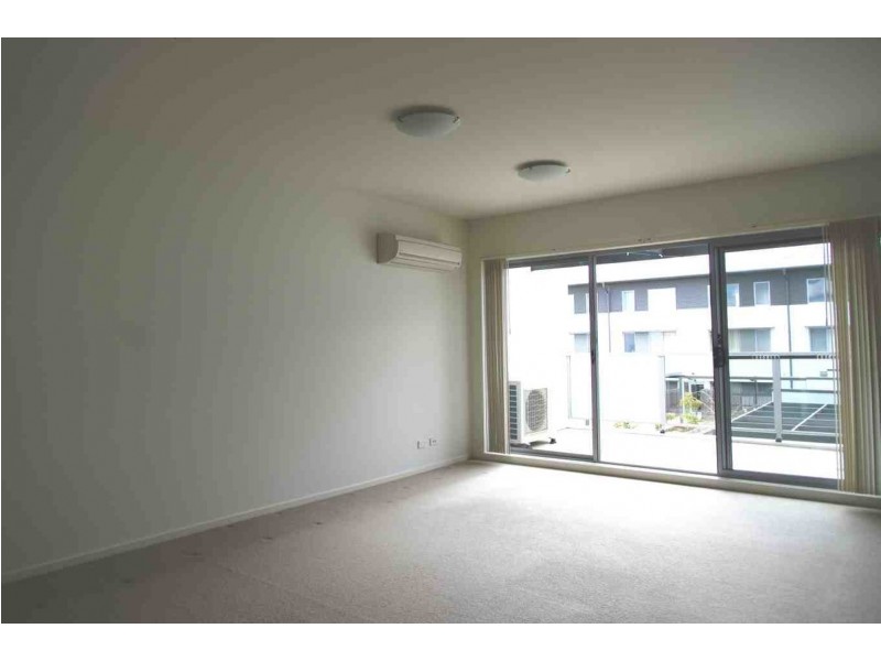 68/329 Flemington Road, Franklin ACT 2913