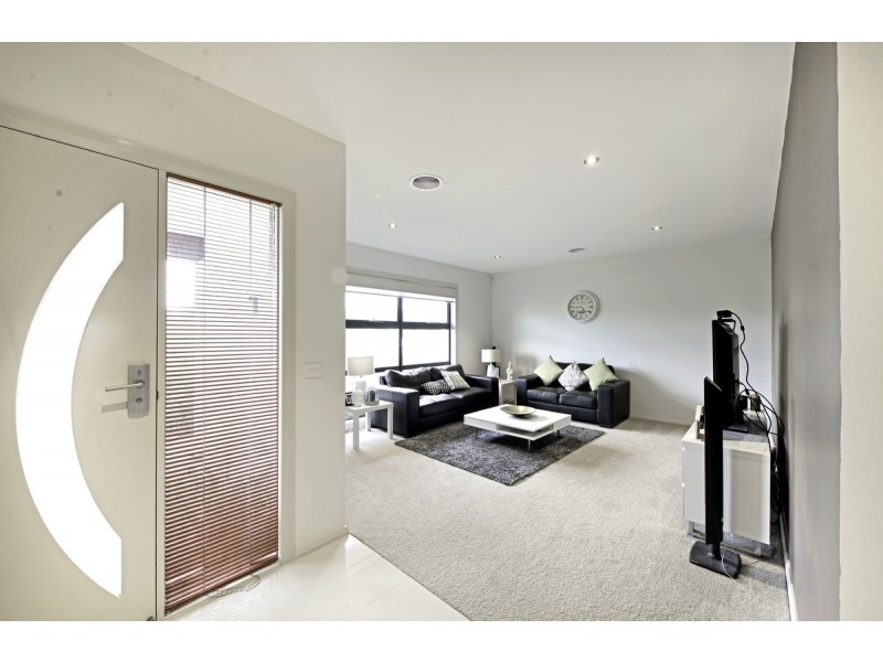 22 Lanaba Street, Crace ACT 2911