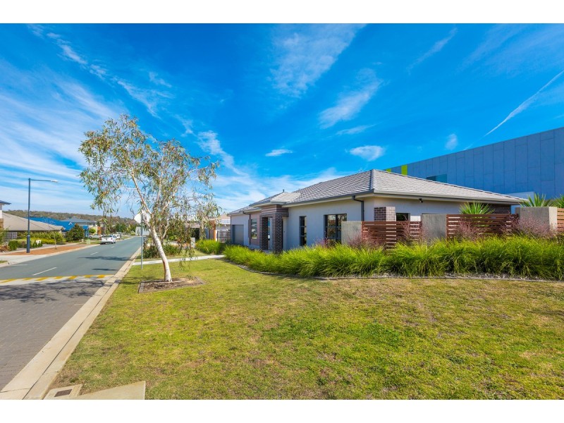 13 Doris Turner Street, Forde ACT 2914