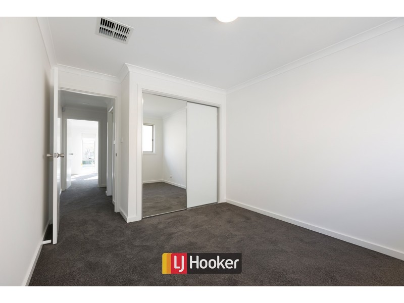 16 Turbayne Crescent, Forde ACT 2914