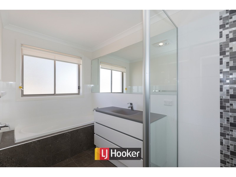 16 Turbayne Crescent, Forde ACT 2914