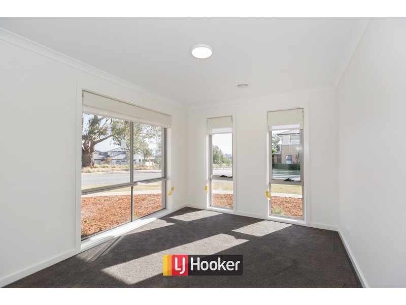 16 Turbayne Crescent, Forde ACT 2914