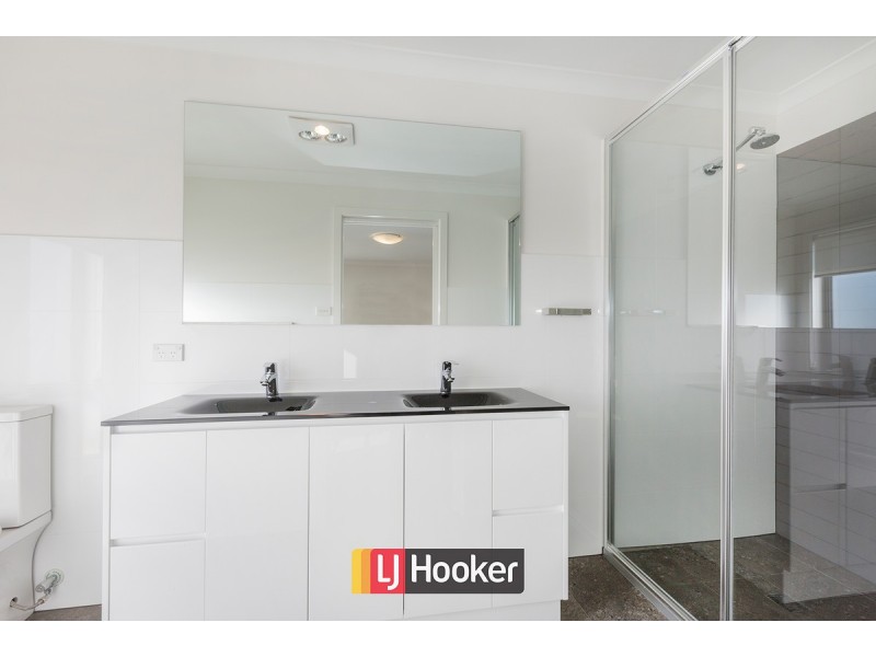 16 Turbayne Crescent, Forde ACT 2914