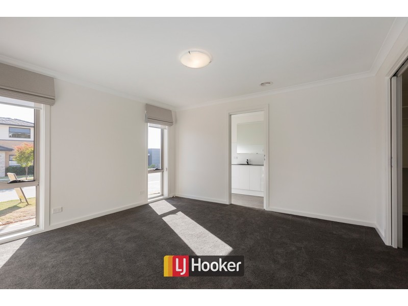 16 Turbayne Crescent, Forde ACT 2914