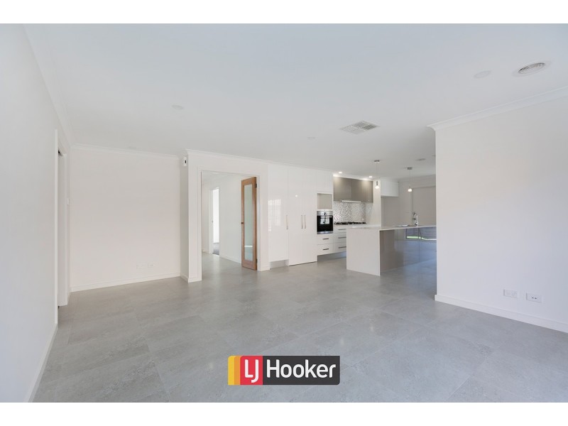 16 Turbayne Crescent, Forde ACT 2914