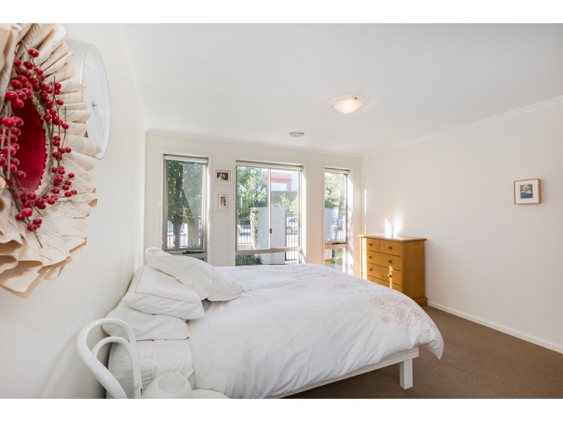 16 Bettie McNee Street, Watson ACT 2602