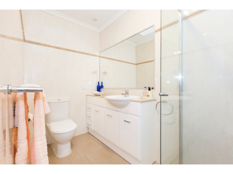 24 Madigan Street, Hackett ACT 2602