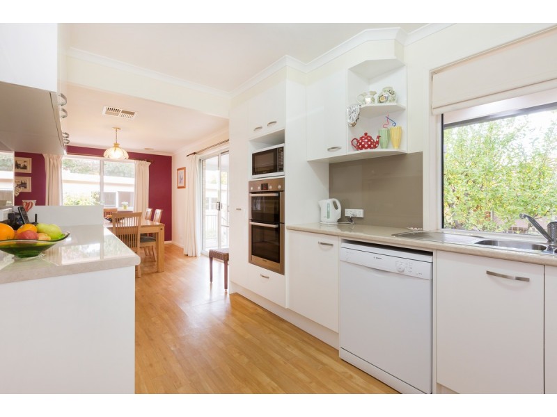 24 Madigan Street, Hackett ACT 2602