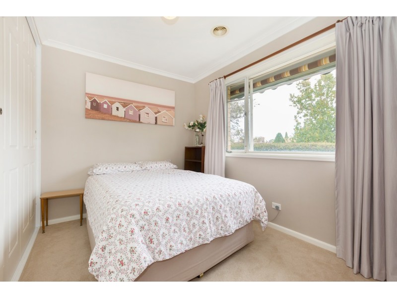 24 Madigan Street, Hackett ACT 2602