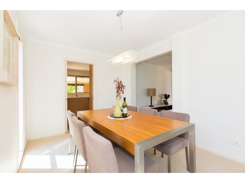 38 Strayleaf Crescent, Gungahlin ACT 2912