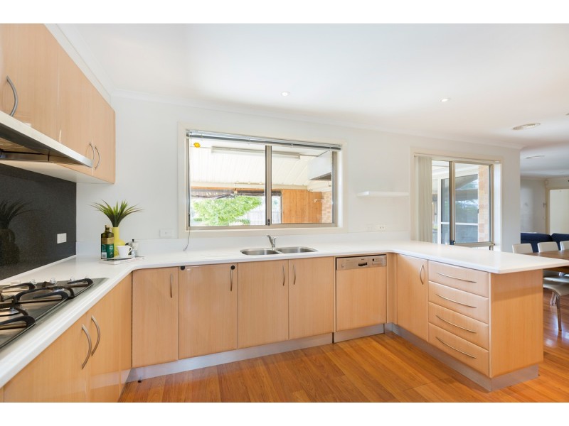 38 Strayleaf Crescent, Gungahlin ACT 2912