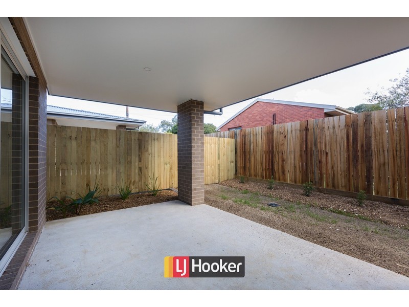 1/5 Clark Close, Spence ACT 2615