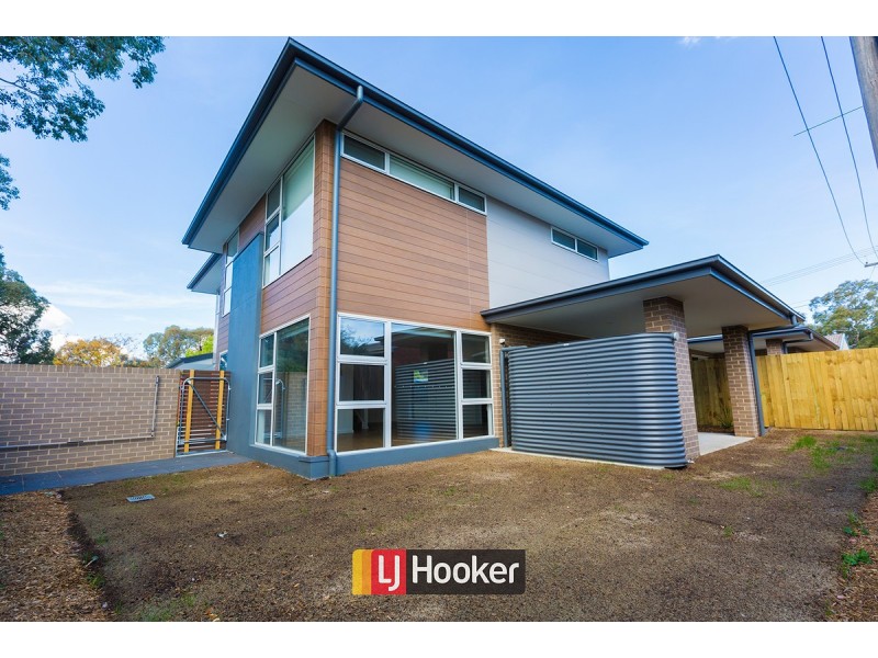 1/5 Clark Close, Spence ACT 2615