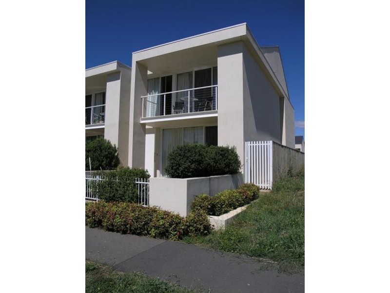 34 Phylis Ashton Circuit, Gungahlin ACT 2912