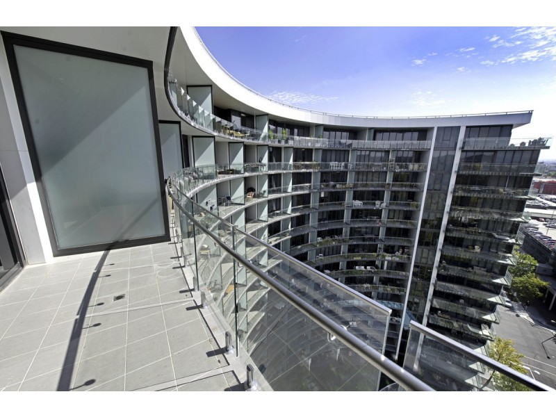 1517/240 Bunda Street, City ACT 2601