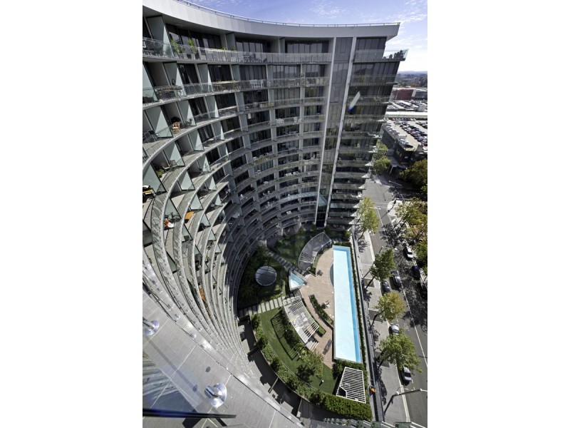 1517/240 Bunda Street, City ACT 2601