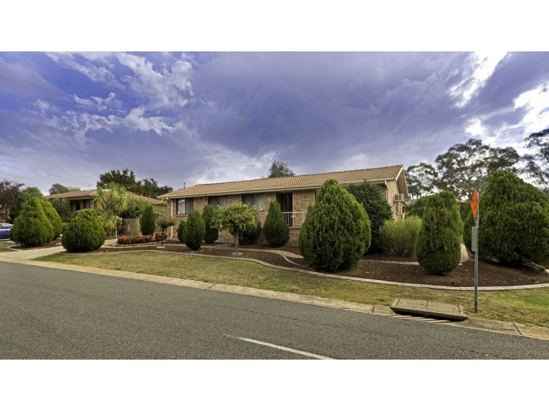 22 Barnard Circuit, Florey ACT 2615