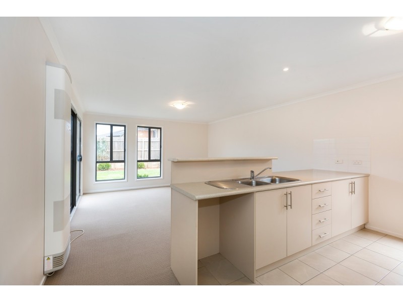 46 Eccles Circuit, Macgregor ACT 2615