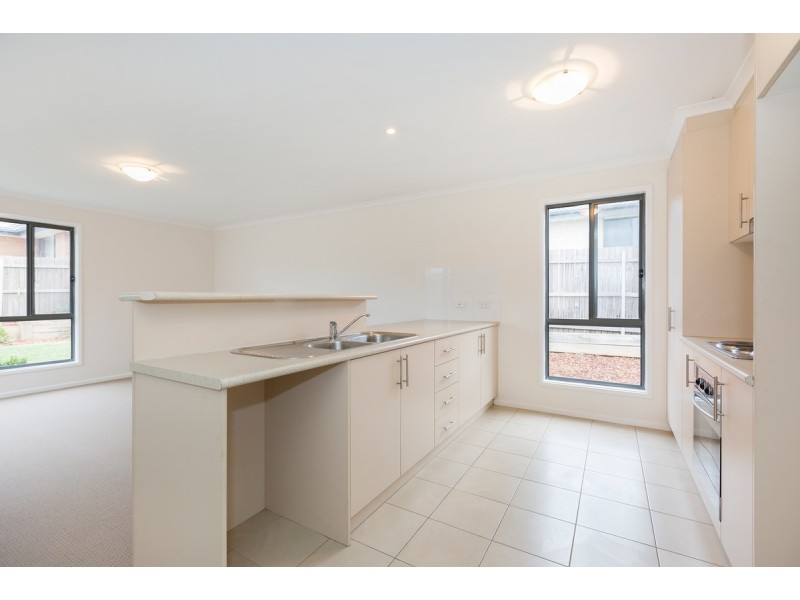 46 Eccles Circuit, Macgregor ACT 2615