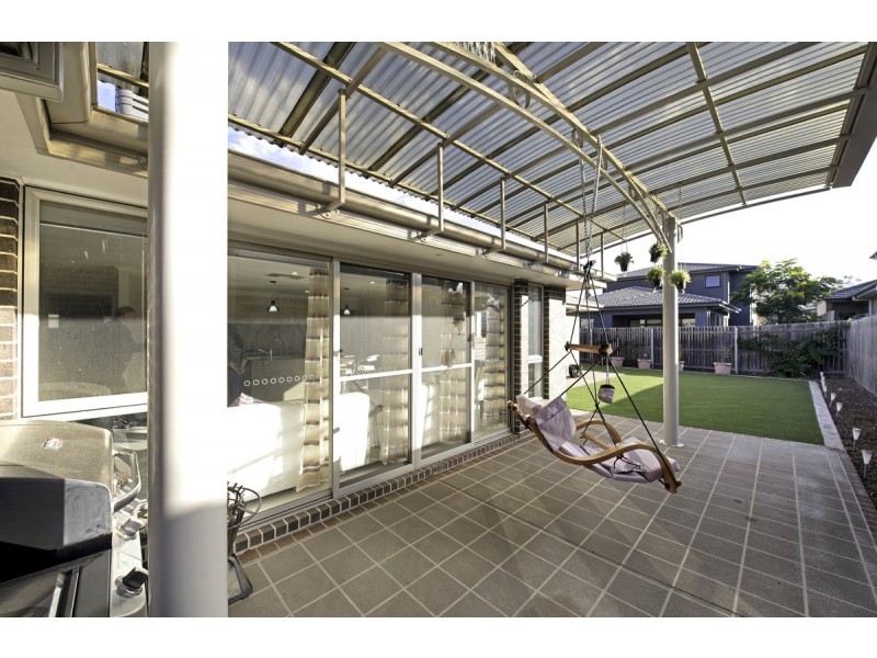 10 Loma Rudduck Street, Forde ACT 2914