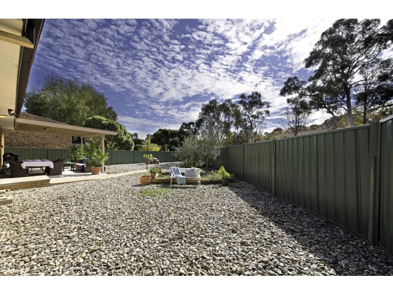 2 Macfarlan Place, Latham ACT 2615