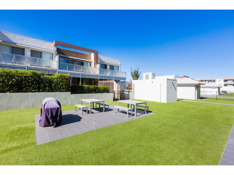 140/2 Windjana Street, Harrison ACT 2914