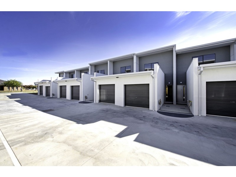 37/40 Henry Kendall Street, Franklin ACT 2913