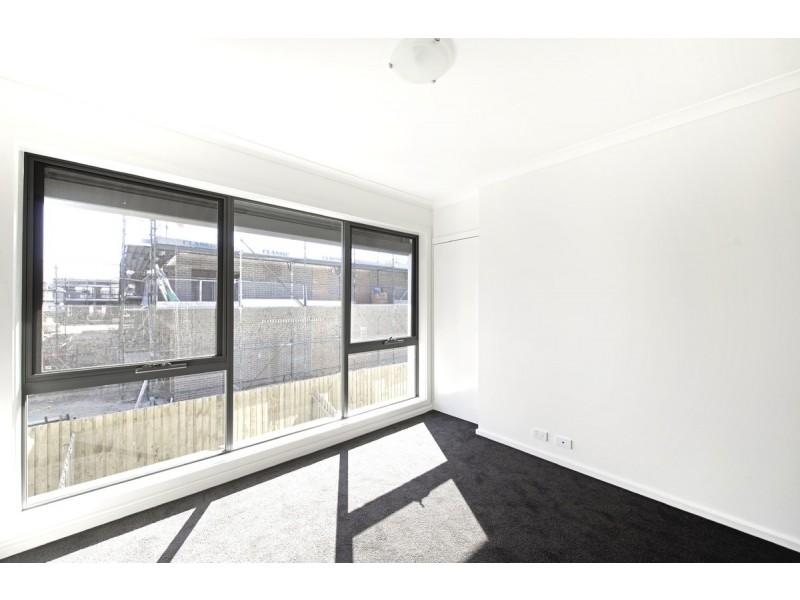 37/40 Henry Kendall Street, Franklin ACT 2913