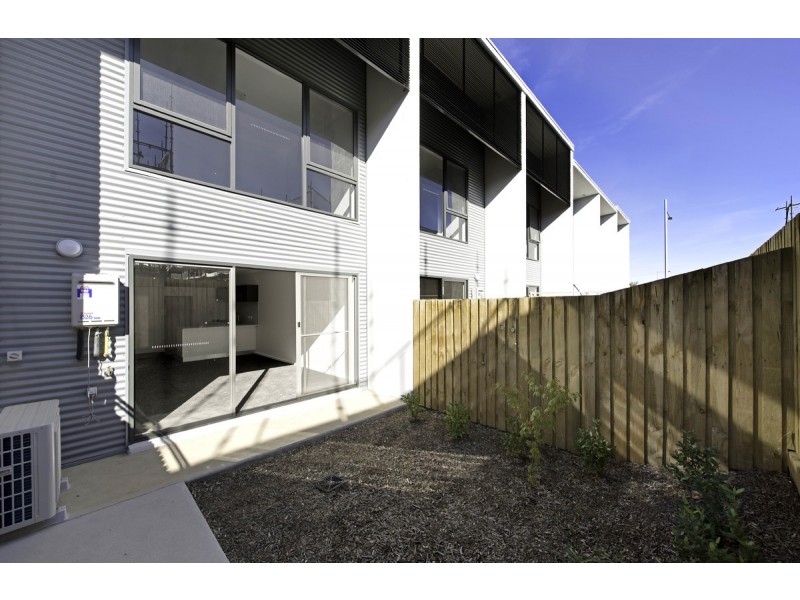 37/40 Henry Kendall Street, Franklin ACT 2913