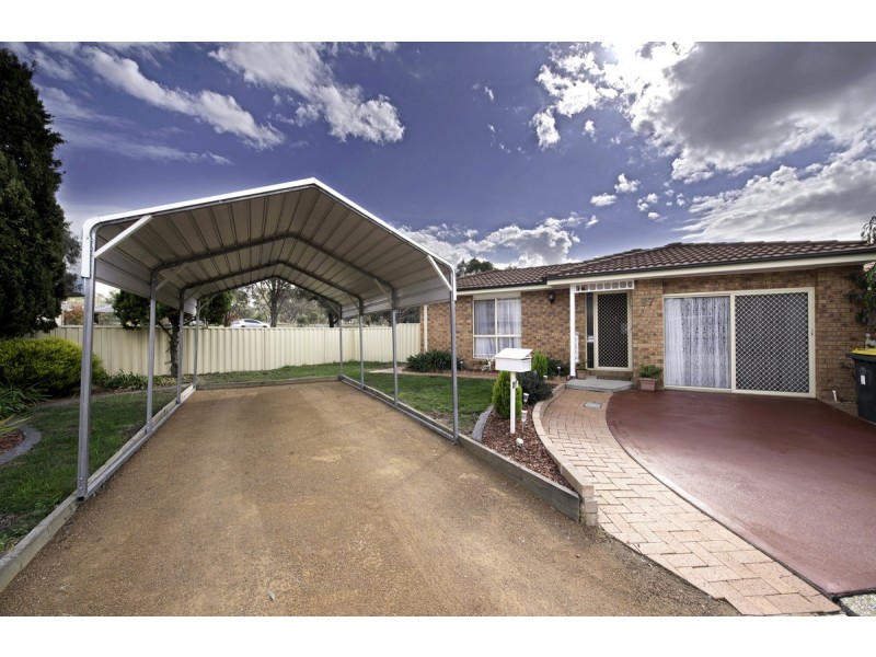 27 Karrugang Circuit, Ngunnawal ACT 2913