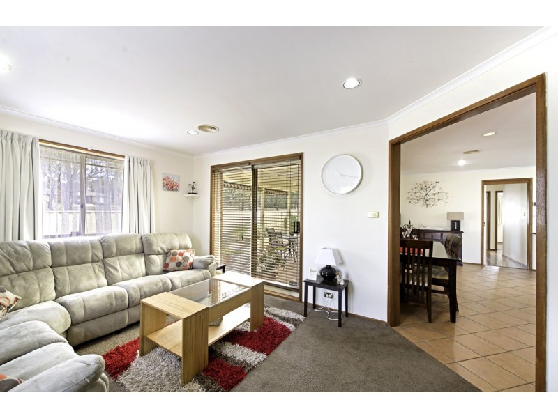 27 Karrugang Circuit, Ngunnawal ACT 2913