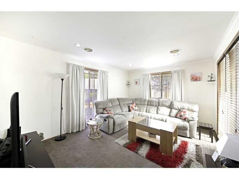 27 Karrugang Circuit, Ngunnawal ACT 2913