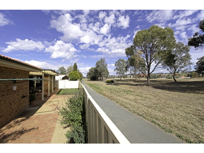 27 Karrugang Circuit, Ngunnawal ACT 2913